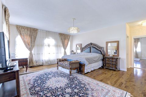 Photo 20 at 104 Melbourne Drive, Rouge Woods, Richmond Hill