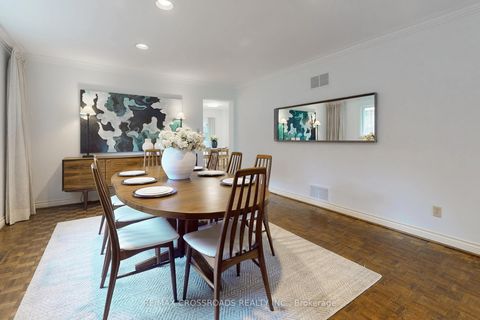 Photo 7 at 8 Orchid Court, Windfields, Toronto