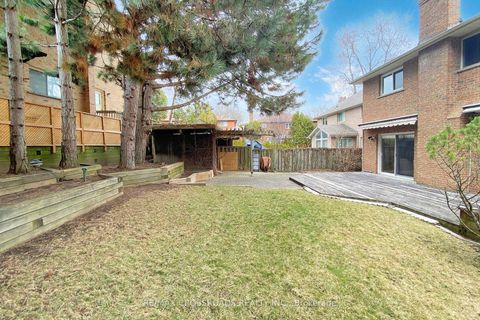 Photo 38 at 8 Orchid Court, Windfields, Toronto