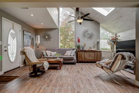 Photo 8 at 30 Willowlea Drive, Highland Creek, Toronto
