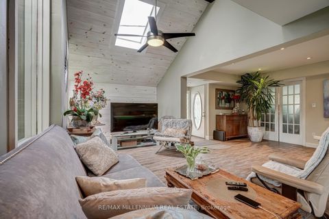 Photo 9 at 30 Willowlea Drive, Highland Creek, Toronto