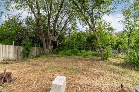 Photo 21 at 30 Willowlea Drive, Highland Creek, Toronto