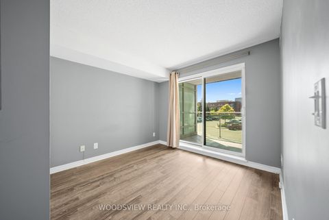 Photo 11 at 233 - 60 Fairfax Crescent, Birchmount, Toronto