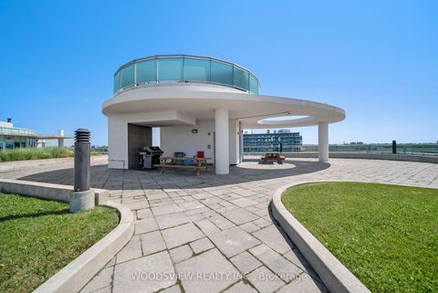 Photo 17 at 233 - 60 Fairfax Crescent, Birchmount, Toronto