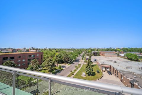 Photo 20 at 233 - 60 Fairfax Crescent, Birchmount, Toronto