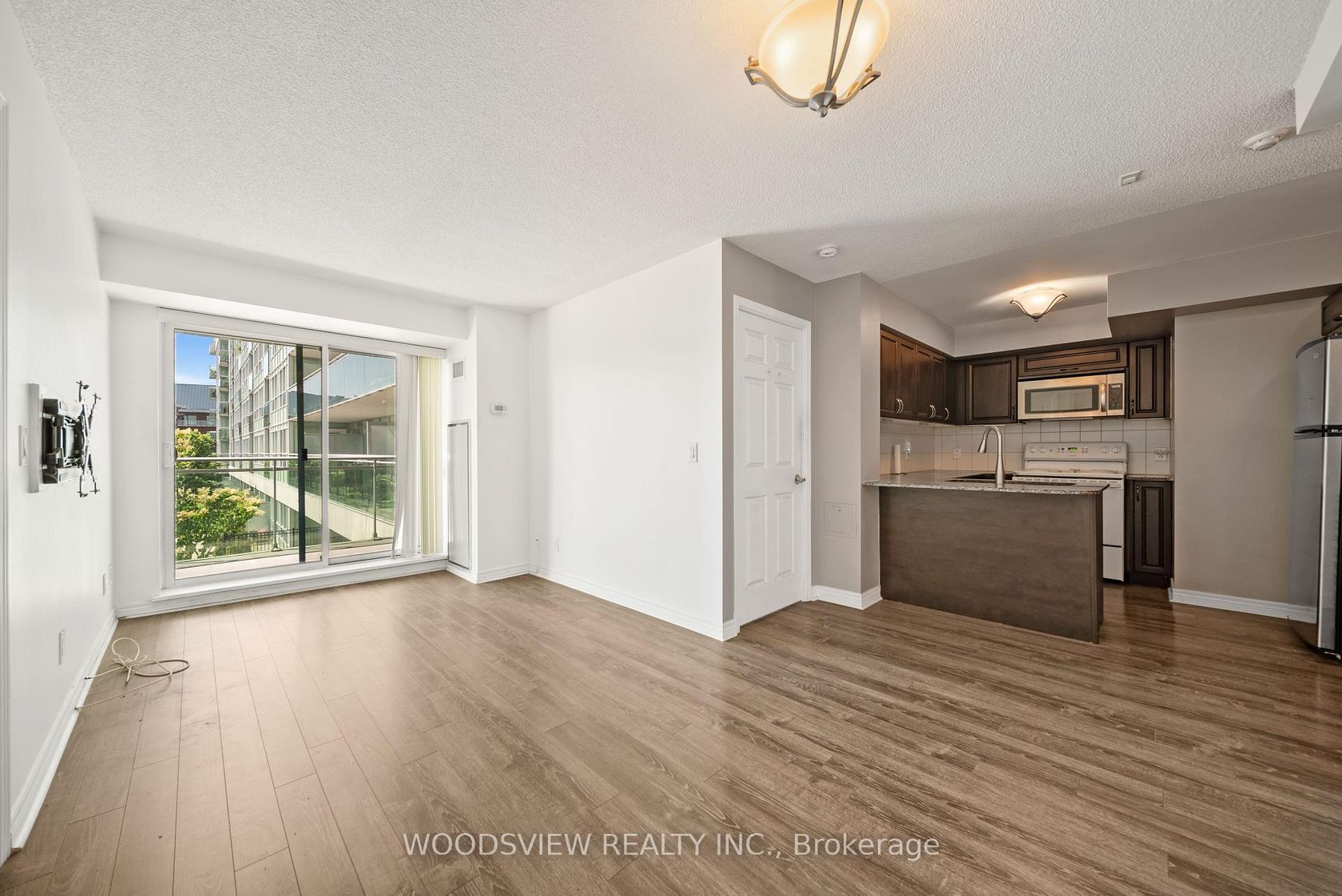 233 - 60 Fairfax Crescent, Birchmount, Toronto 
