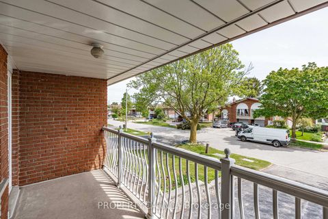 Photo 1 at 48 Navaho Drive, Pleasant View, Toronto