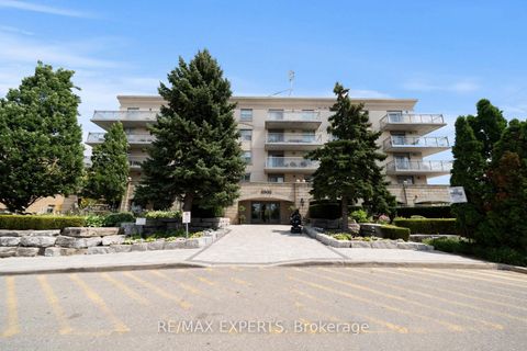 Photo 0 at 213 - 2500 Rutherford Road, Maple, Vaughan