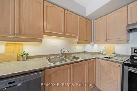 Photo 5 at 213 - 2500 Rutherford Road, Maple, Vaughan