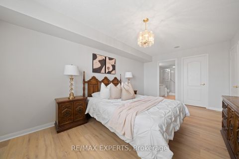 Photo 17 at 213 - 2500 Rutherford Road, Maple, Vaughan