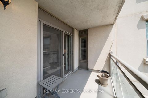 Photo 22 at 213 - 2500 Rutherford Road, Maple, Vaughan