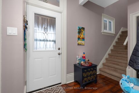 Photo 6 at #1, #2 - 66 Parkside Drive, Queen's Park, Barrie