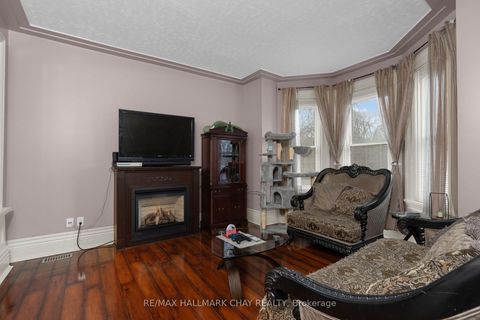 Photo 11 at #1, #2 - 66 Parkside Drive, Queen's Park, Barrie Photo 11 at #1, #2 - 66 Parkside Drive, Queen's Park, Barrie