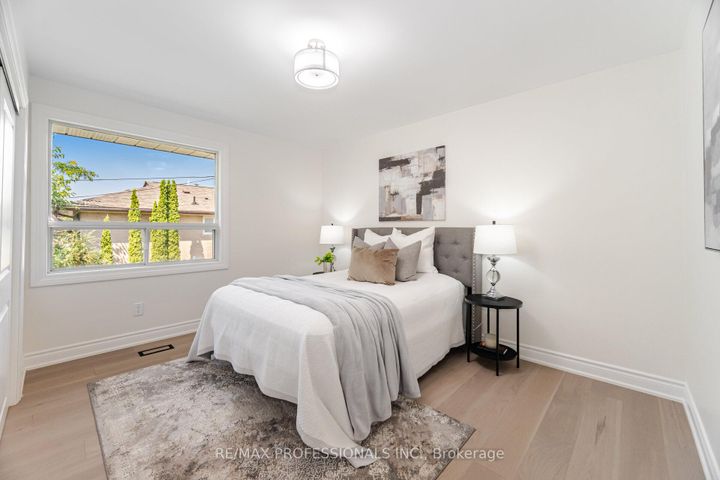 Photo 21 at 718 Royal York Road, Queensway, Toronto