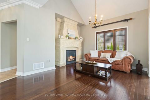 Photo 9 at 24 Meadow Ridge Court, Rural Vaughan, Vaughan