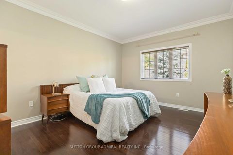 Photo 17 at 24 Meadow Ridge Court, Rural Vaughan, Vaughan
