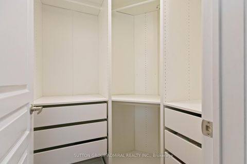 Photo 19 at 24 Meadow Ridge Court, Rural Vaughan, Vaughan