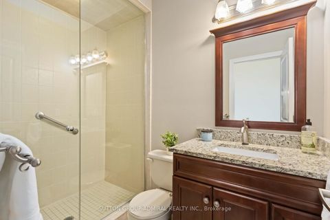 Photo 20 at 24 Meadow Ridge Court, Rural Vaughan, Vaughan