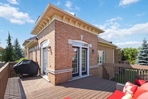 Photo 33 at 24 Meadow Ridge Court, Rural Vaughan, Vaughan