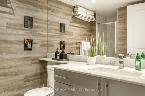 Photo 11 at 214 - 125 Western Battery Road W, Niagara, Toronto