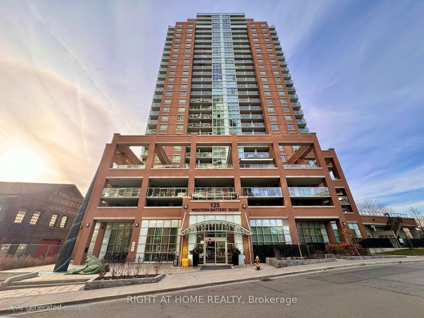 214 - 125 Western Battery Road W, Niagara, Toronto 