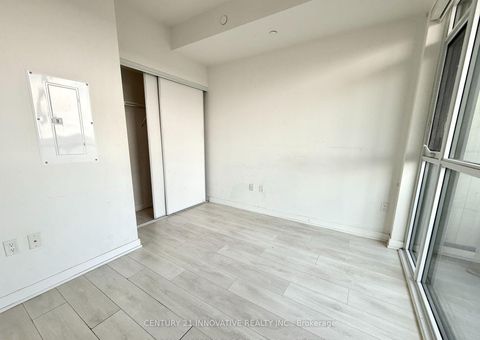 Photo 8 at 1607 - 30 Ordnance Street, Niagara, Toronto