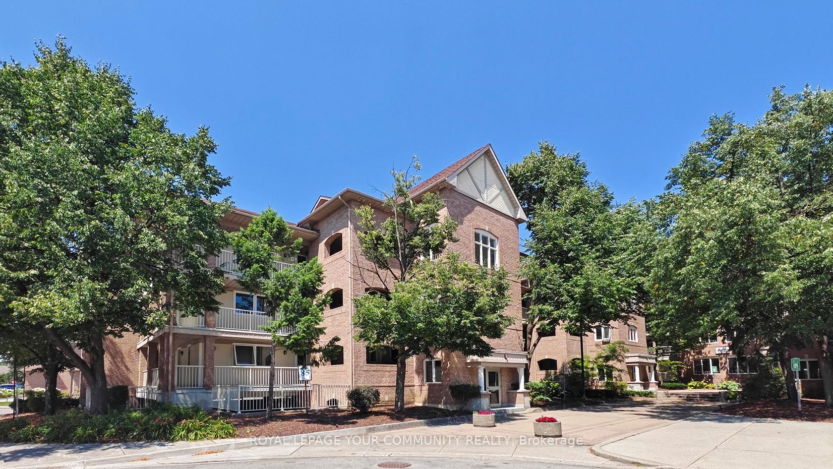 148 - 85 Bristol Road, Hurontario, Mississauga 