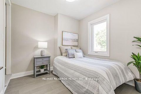Photo 19 at 9 Blandford Street, Oakwood Village, Toronto
