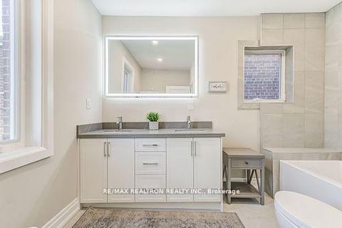 Photo 21 at 9 Blandford Street, Oakwood Village, Toronto