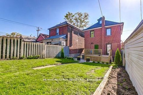 Photo 38 at 9 Blandford Street, Oakwood Village, Toronto