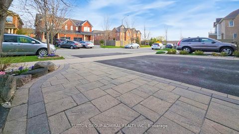 Photo 2 at 186 Ascalon Drive, Patterson, Vaughan