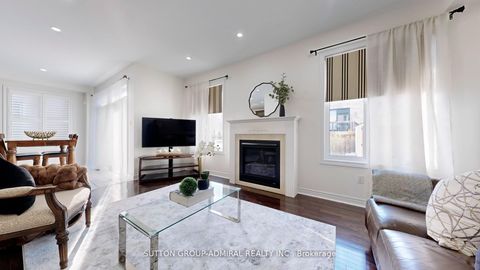 Photo 7 at 186 Ascalon Drive, Patterson, Vaughan