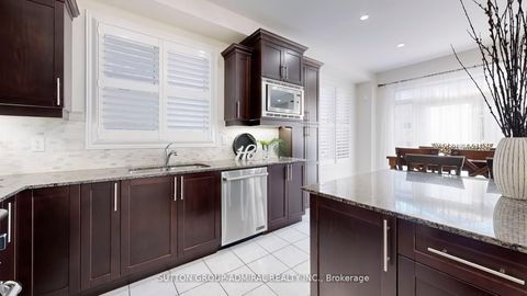 Photo 12 at 186 Ascalon Drive, Patterson, Vaughan