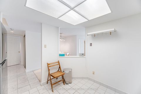 Photo 9 at 309 - 500 Glencairn Avenue, Lawrence, Toronto