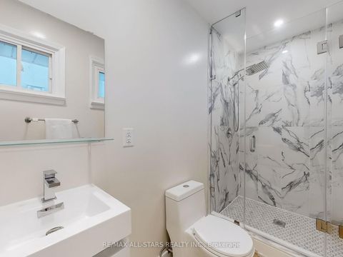 Photo 10 at 105 Betty Ann Drive, Willowdale West, Toronto