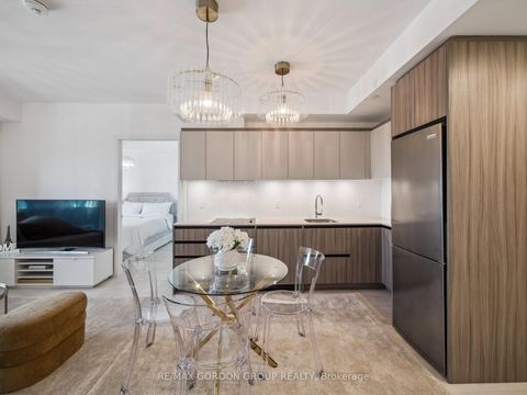 Photo 6 at 1802 - 7950 Bathurst Street, Beverley Glen, Vaughan