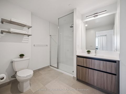 Photo 14 at 1802 - 7950 Bathurst Street, Beverley Glen, Vaughan