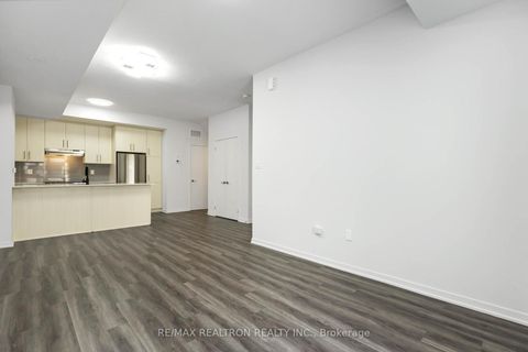 Photo 8 at 89 - 20 William Jackson Way, New Toronto, Toronto