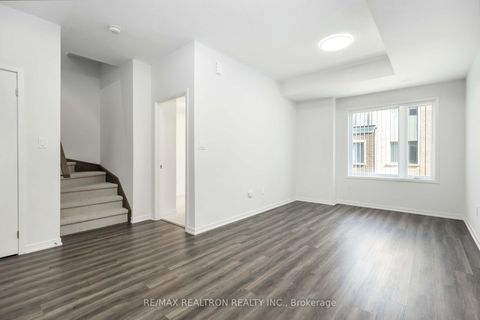 Photo 11 at 89 - 20 William Jackson Way, New Toronto, Toronto