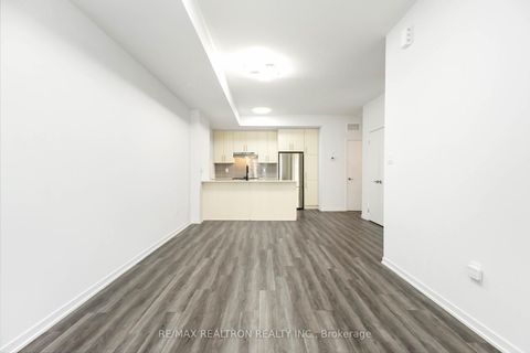 Photo 12 at 89 - 20 William Jackson Way, New Toronto, Toronto
