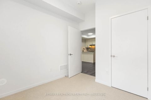 Photo 14 at 89 - 20 William Jackson Way, New Toronto, Toronto
