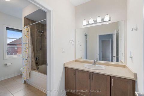 Photo 27 at 7 Sundew Lane, Oak Ridges Lake Wilcox, Richmond Hill