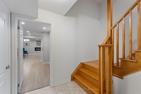 Photo 33 at 7 Sundew Lane, Oak Ridges Lake Wilcox, Richmond Hill