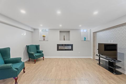Photo 34 at 7 Sundew Lane, Oak Ridges Lake Wilcox, Richmond Hill