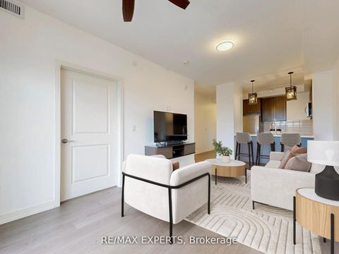Photo 2 at 326 - 555 William Graham Drive, Rural Aurora, Aurora