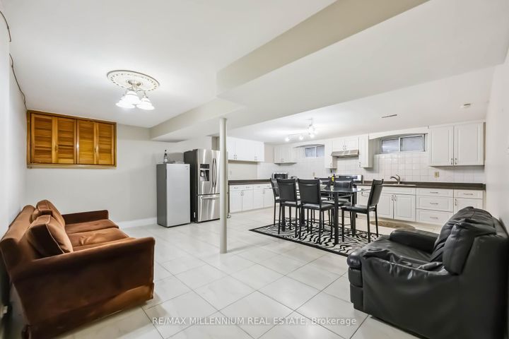 Photo 38 at 22 Richdale Court, Rosethorn, Toronto