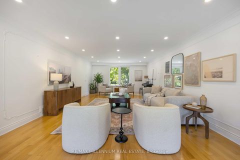 Photo 8 at 22 Richdale Court, Rosethorn, Toronto