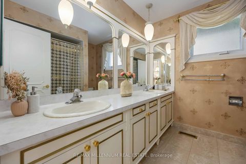 Photo 19 at 22 Richdale Court, Rosethorn, Toronto