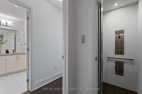 Photo 12 at 21 - 95 Brookfield Road, CO Central, Oakville