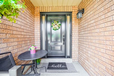 Photo 42 at 9 Stonebriar Drive, Maple, Vaughan